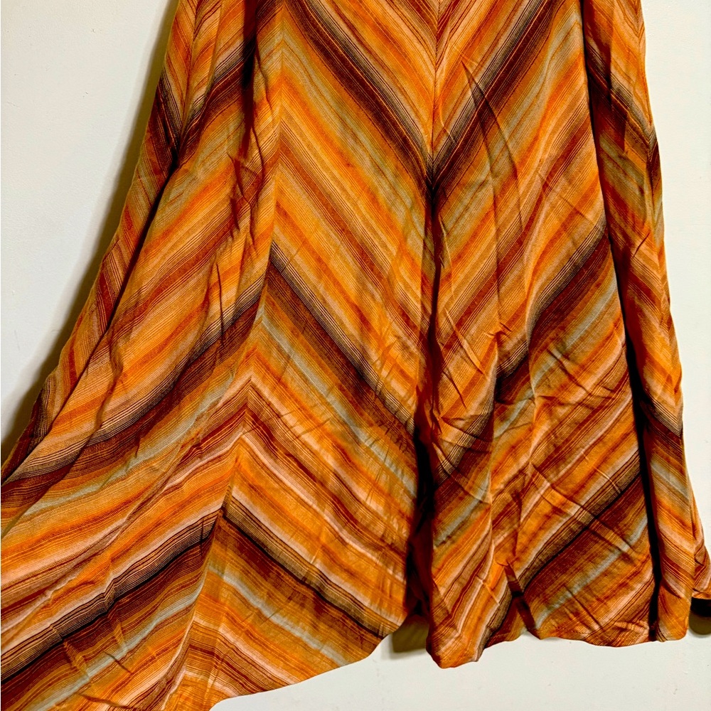 Size 14 waist multi colored skirt.
